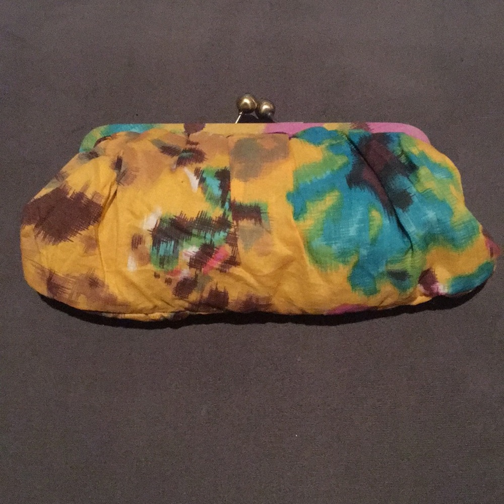Floral Clutch